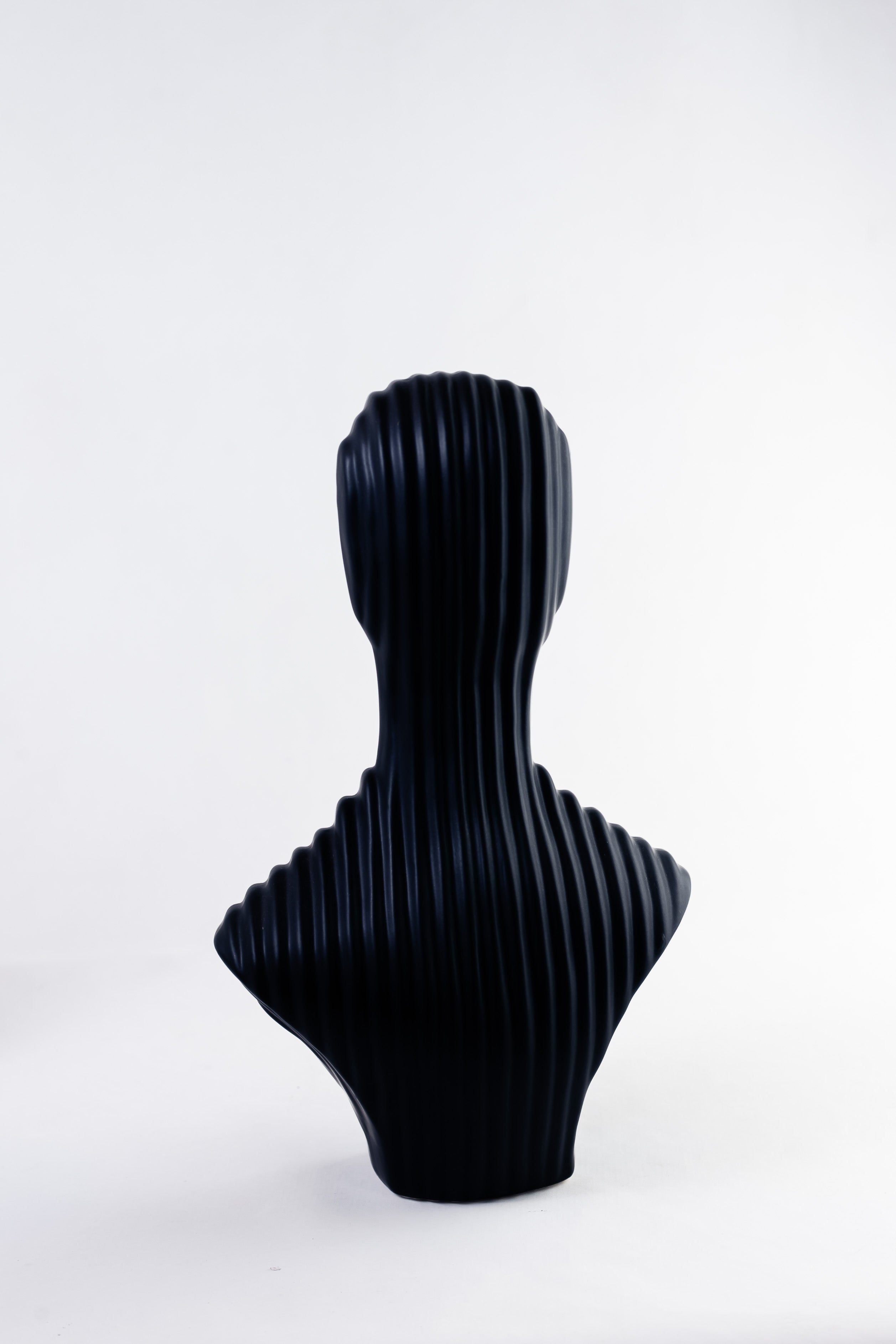 Busto Negro