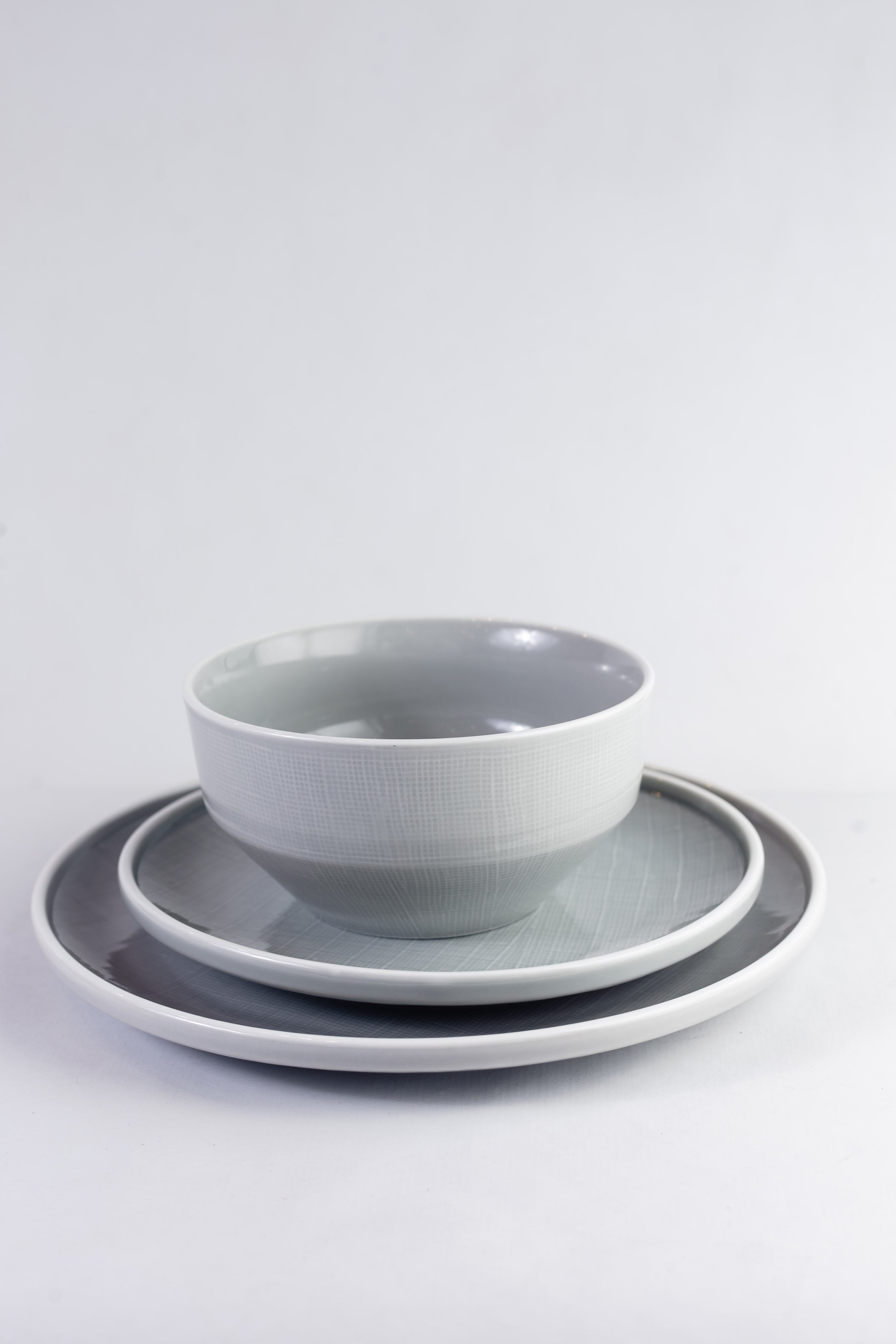 Platos Annie Gris 18 pz